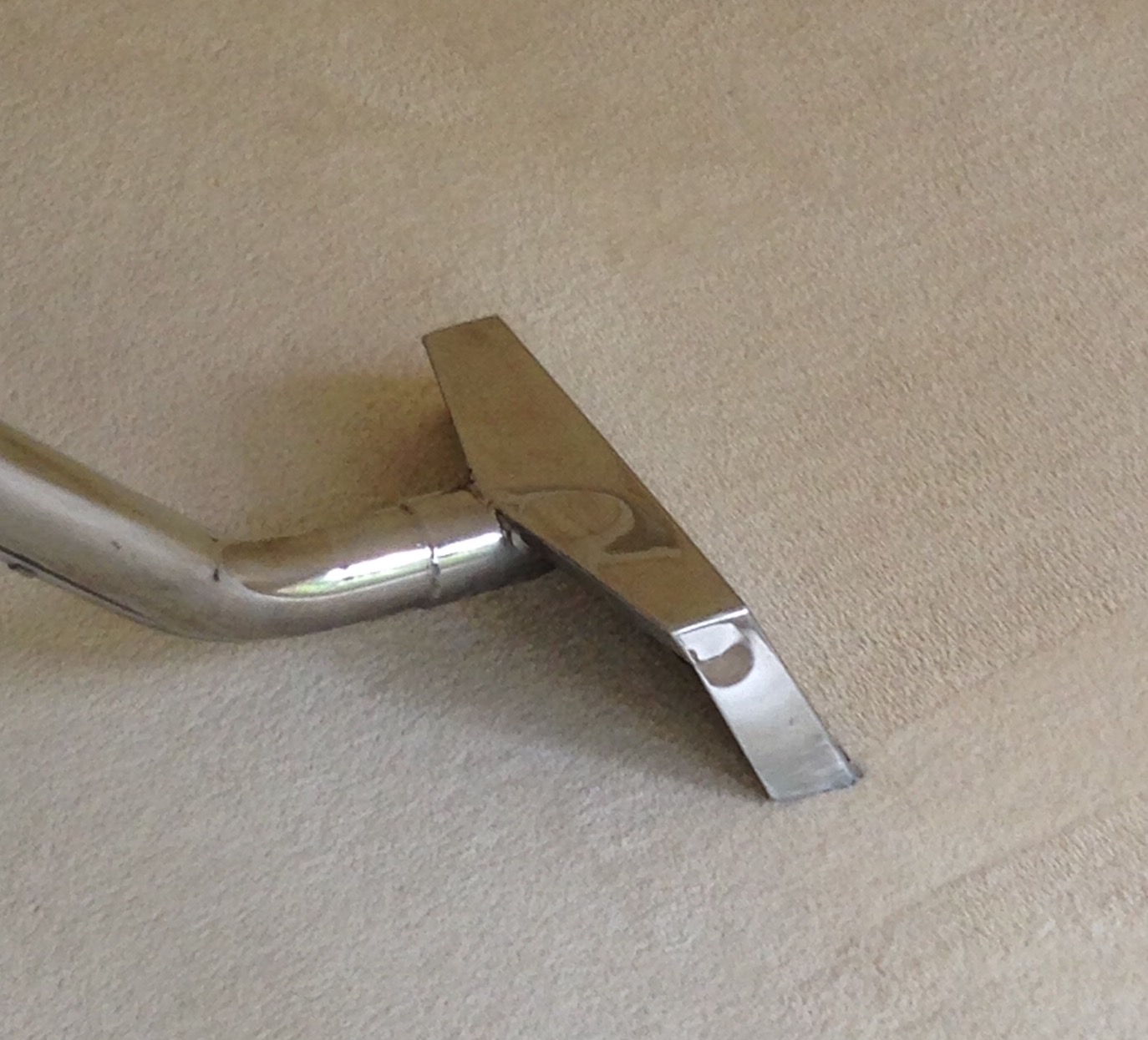 Carpet Cleaning Magic Wand